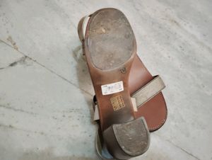 Inc.5 Heel Sandal. Size Is 39.