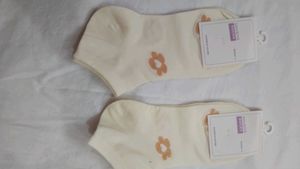 Cute Blue Bear Socks - Women&#39;s Fashion