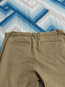 Giordano Inno-Khakis, Like New