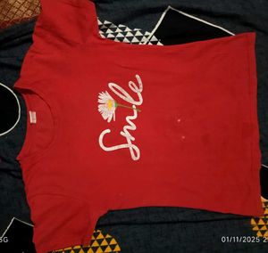 red tshirt for women