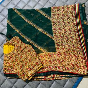 Saree With Blouse