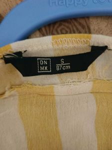 DNMX | Striped V-neck Top | Yellow-White Stripes