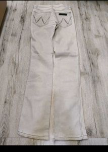 sc6880 Wrangler Bootcut Jeans size 28