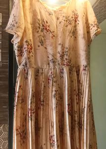 Floral Print Pleated Midi Dress