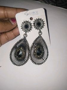 Sonice Creation Drop Earrings