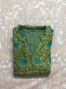 kurthi -Floral