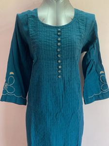 Elegant Teal Embroidered Kurta