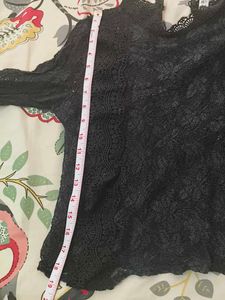 Chic Black Lace Top – Elegant &amp; Versatile