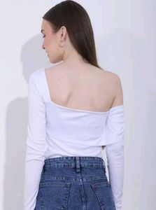 Chic White One-Shoulder bodysuit Top