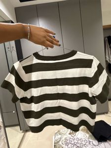 Striped Crop Top with Heart Patch – Casual &amp; Cute
