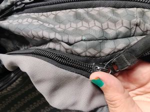 Price Drop ✨Grey printed backpack