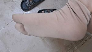 Very Cute Skin Colour Used Thumb Socks