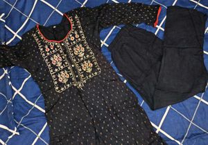 Gorgeous Kurta And Pant Set