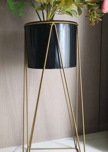 Stylish Plant Stand