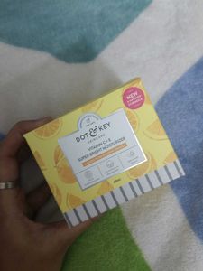 Dot &amp; Key Moisturizer