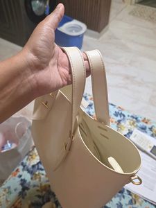 Charles And Keith Offwhite Sling Handbag