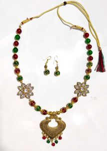Multi Pearl Unique Traditional Designe Necklace &amp;