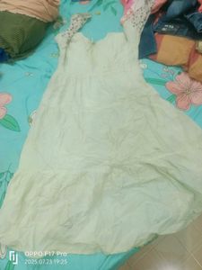 Elegant Light Green Dress