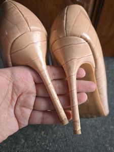 Elegant Pink Pencil Steletoe Heels