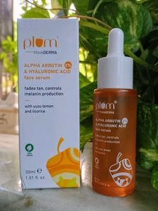 Plum Alpha Arbutin & Hyaluronic Acid Face Serum