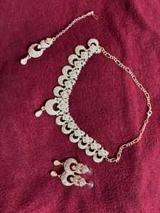 Elegant Jewelry Set