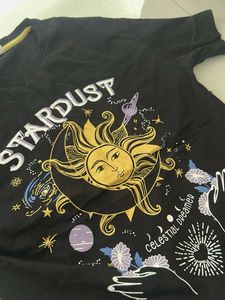 BLACK T-SHIRT