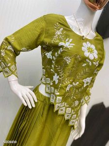 Green Skirt Top