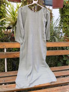 Elegant Grey Embroidered Kurta