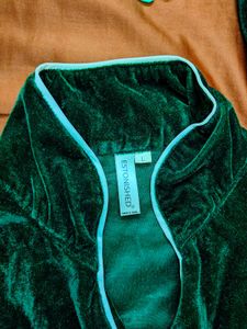 Bottle Green Velvet Women&#39;s Pajama Set