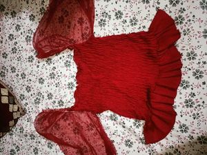 MAROON TOP