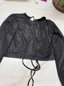 Backless Black Top