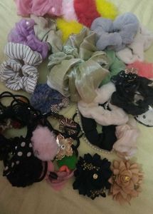 scrunchies 🦚