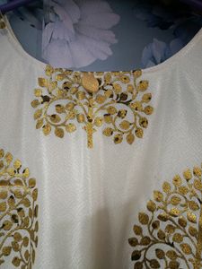 Off White Kurti With Golden Kota Patti Design