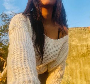 Oversized Pullover...