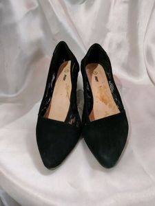 max Pointed Toe Kitten Heel Pumps