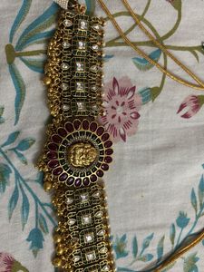 beautiful neck choker : no damage