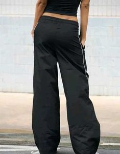 Women&#39;s Black Track Pants (J)