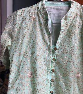Embroidered georgette kurta
