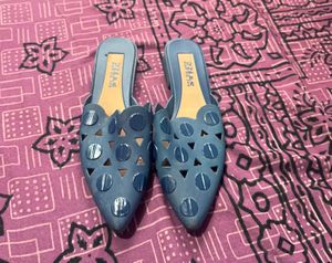 Flats For Women