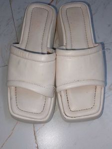 Cream Platform Slides