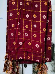 Bandhni Maroon Pure Cotton Dupatta With Zari Work