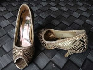 Sparkly Gold Heels