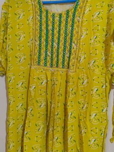 Kurta Set Beutiful Pure cotton Yellow Green Colo