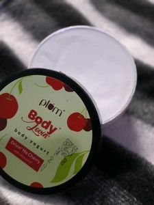 Plum BodyLovin&#39; Body Yogurt