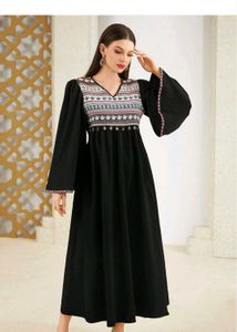 TADKEE Women&#39;s Geometric Pattern V-Neck Bell Sleev