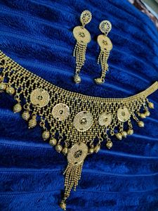 1 Gm Gold Plated Chocker With Earrings