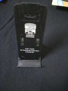 McDowell&#39;s No.1 Mobile Holder