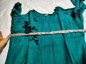 Green Embellishment kurta 💗