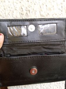 Cute Jos-Alukkas clutch