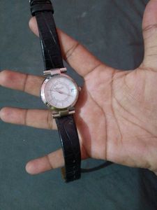 Elegant Women&#39;s Watch